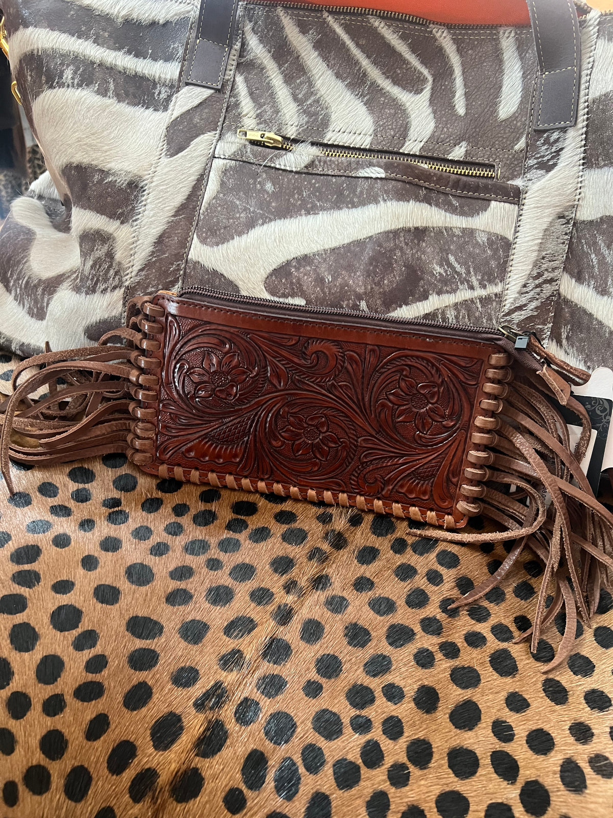 Tooled Fringe Clutch