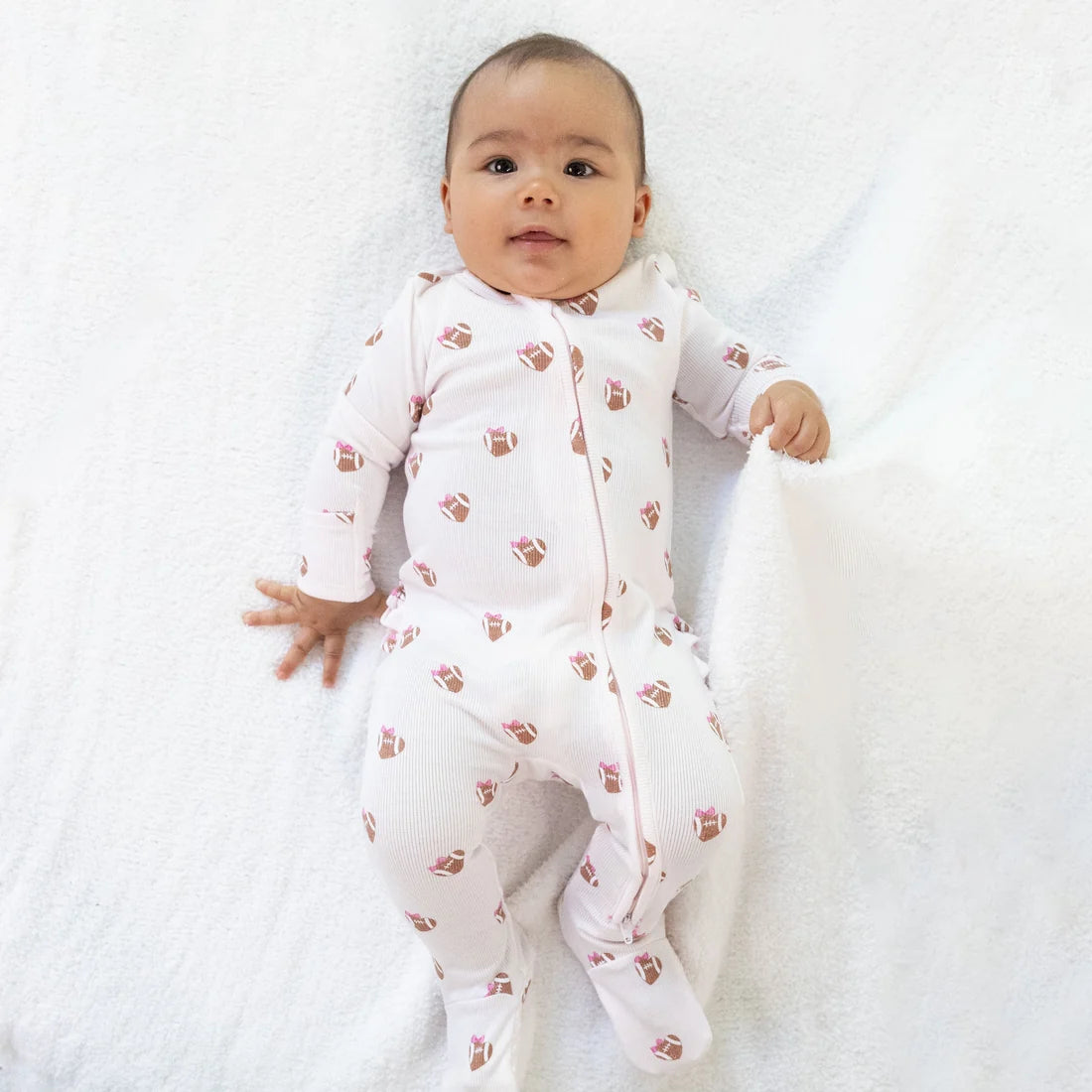 Mini football hearts 2 way back zipper footie
