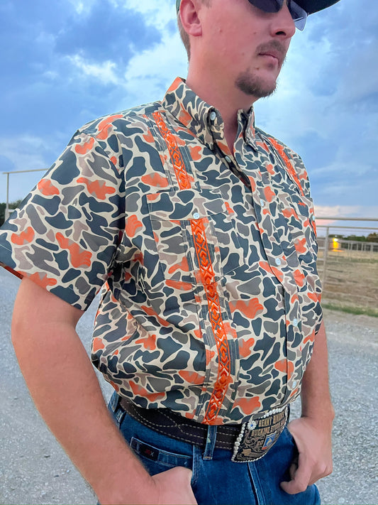 Guayabera Libre - Whataburger Camo