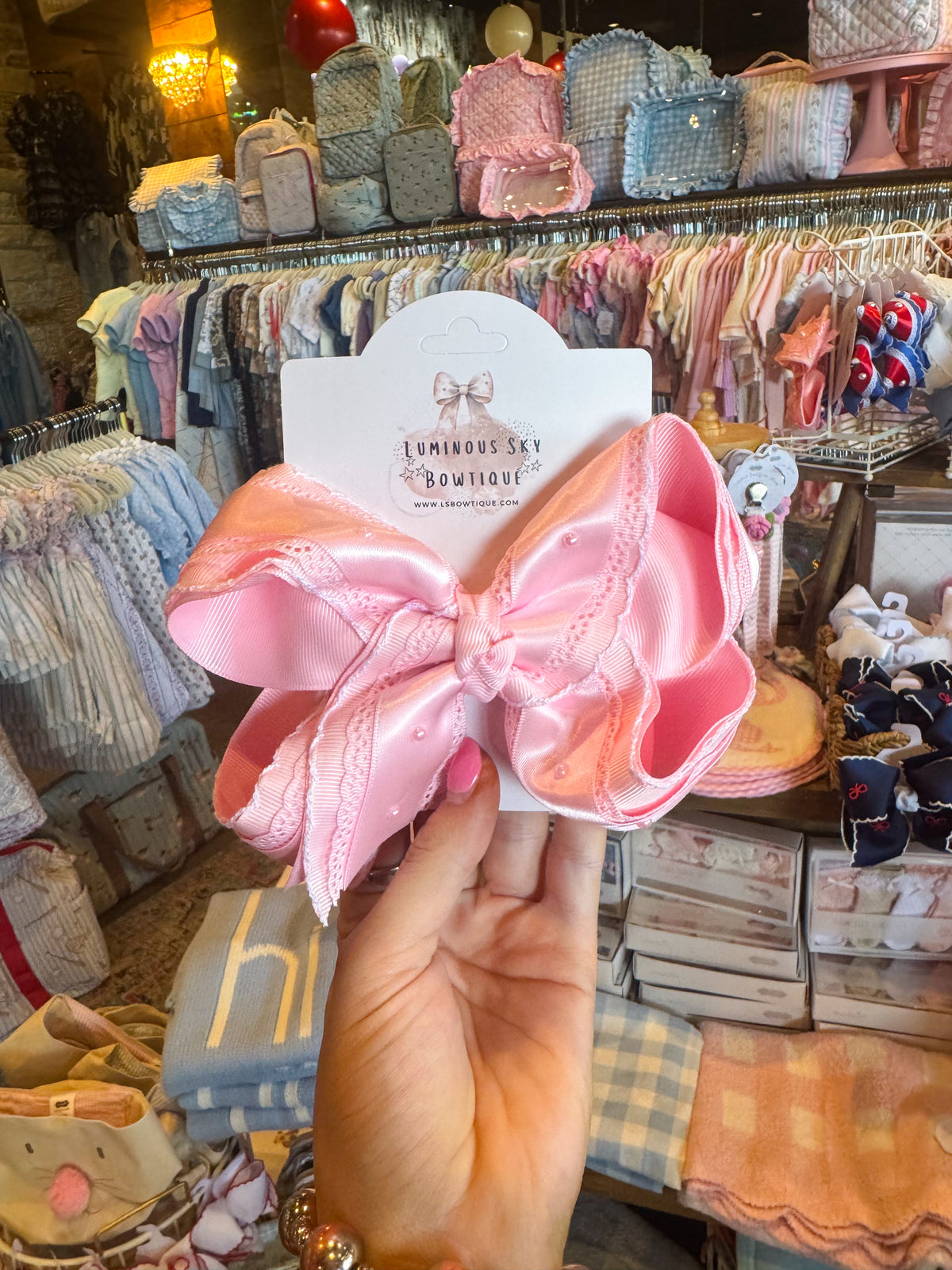 Blush Pearl Darling Bow