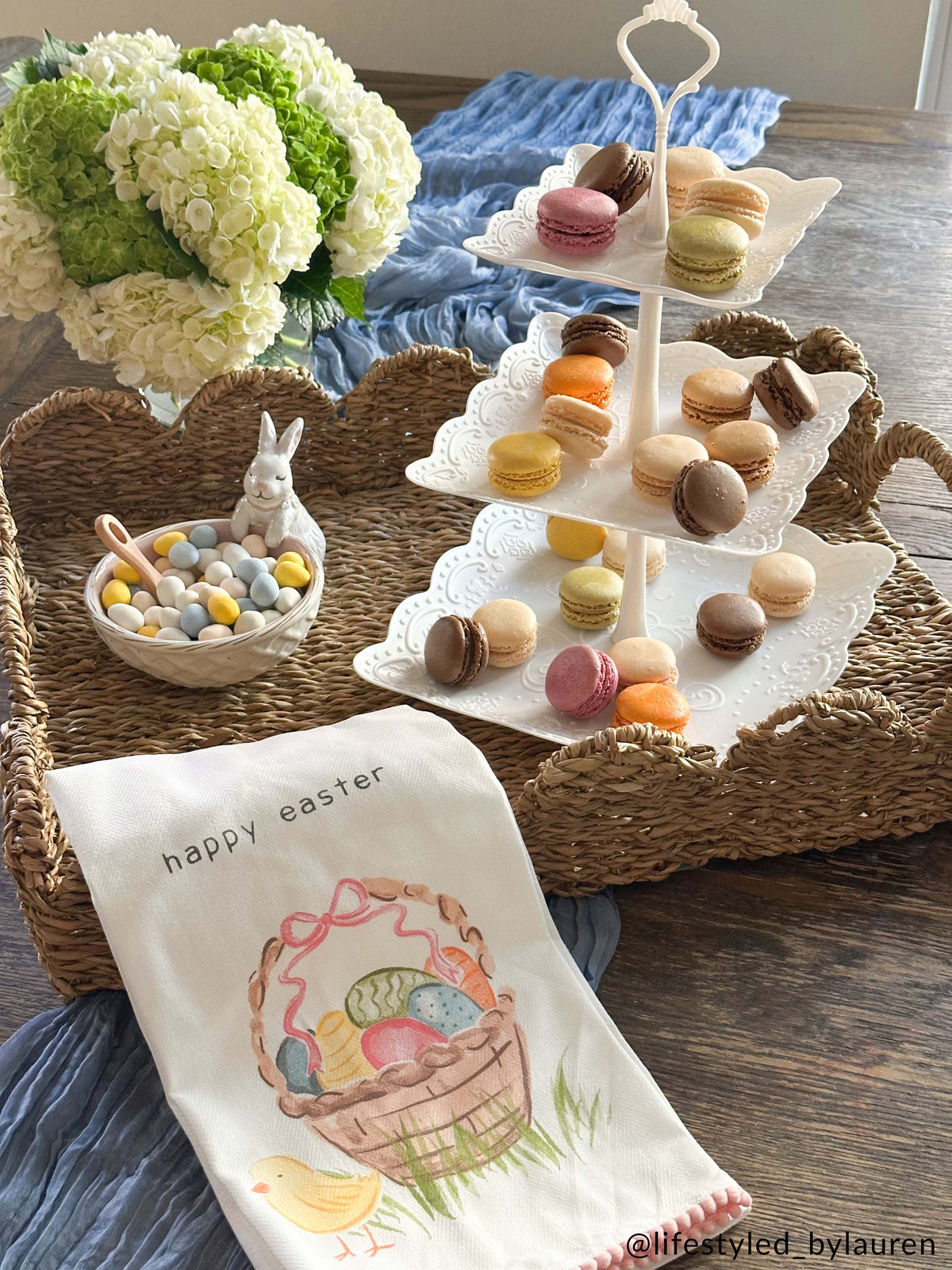 Nested Scallop Woven Trays Set